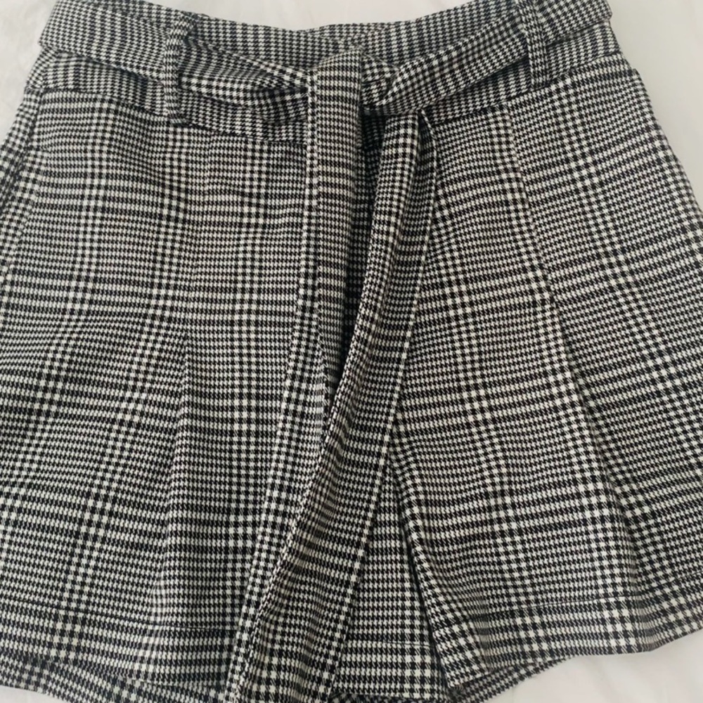 Paper bag shorts Houndstooth